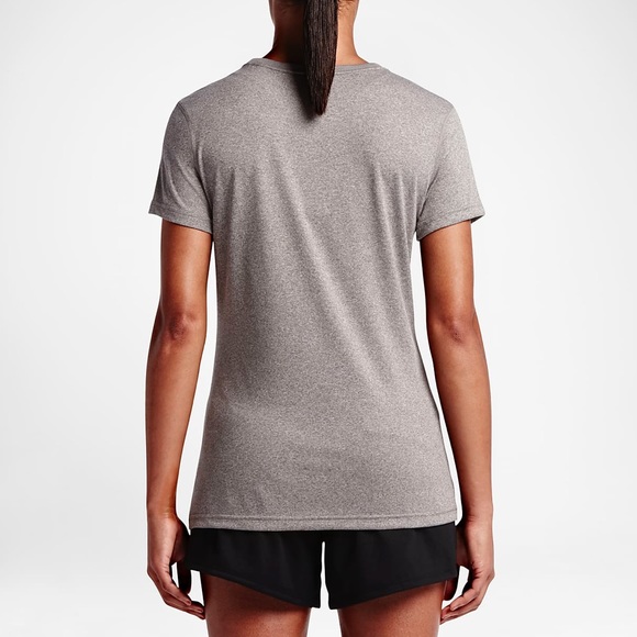 Women’s Nike Dri-Fit Legend Training Top, Large NWT - Picture 3 of 6